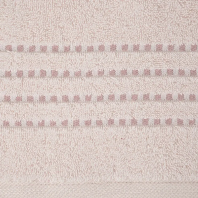 Ręcznik bawełniany jasnoróżowy R147-07