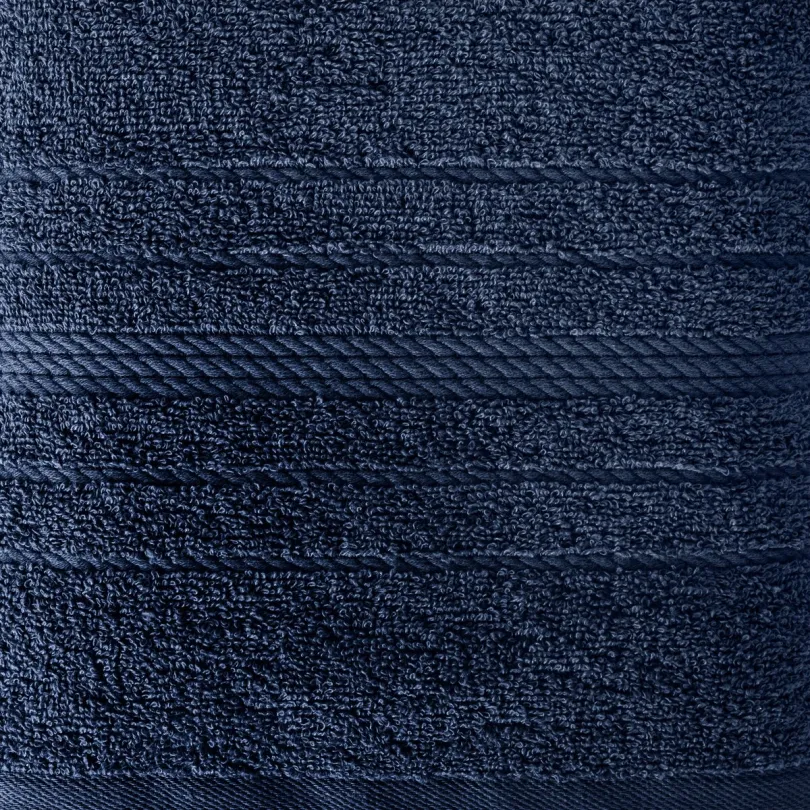 Ręcznik bawełniany granatowy z ozdobną bordiurą R174-08