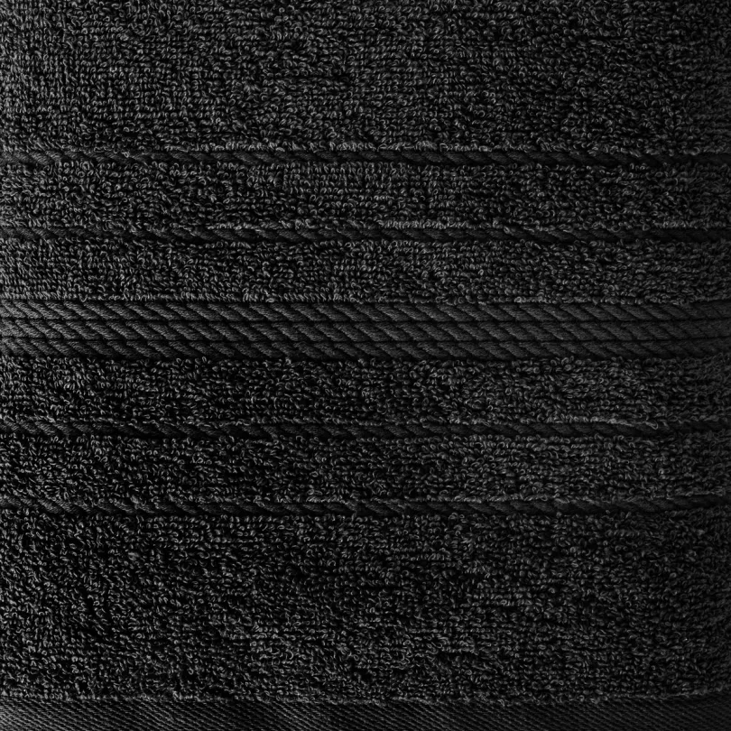 Ręcznik bawełniany czarny z ozdobną bordiurą R174-10