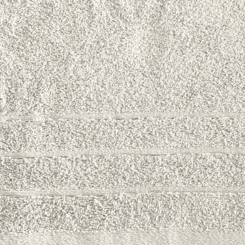 Ręcznik bawełniany kremowy z ozdobną bordiurą R176-02