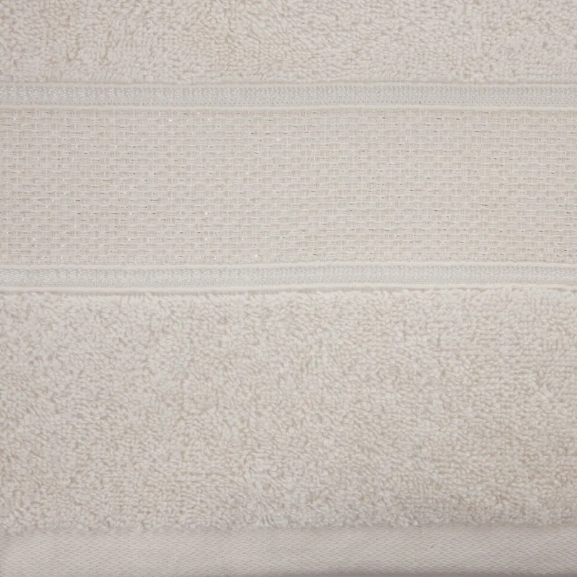 Ręcznik bawełniany z bordiurą przetkaną błyszczącą nicią R194-01