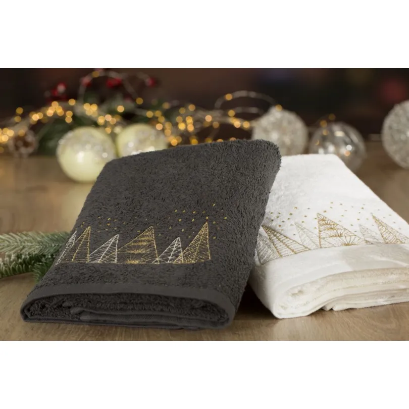 Ręcznik świąteczny z haftem i dżetami R203-17