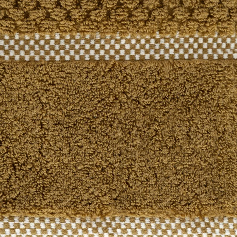 Ręcznik bawełniany z tłoczeniem w krateczkę i bordiurą R96-15