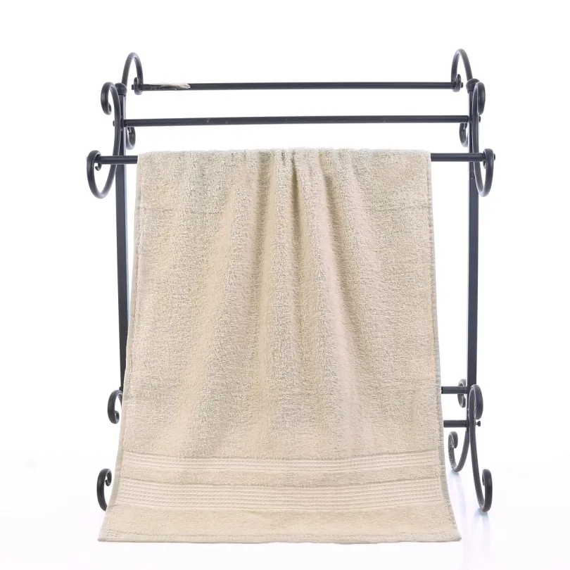 Ręcznik bawełniany z ozdobną bordiurą RGD-02