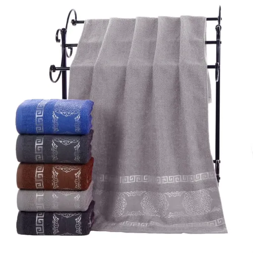 Ręcznik bawełniany jasnoszary z ozdobną bordiurą RGH-05